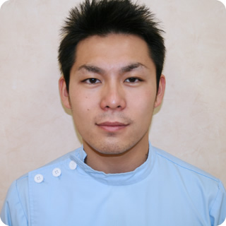 歯科医師豊田亮